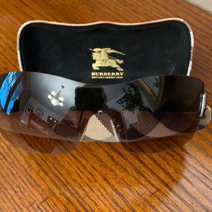 Burberry sunglasses with case